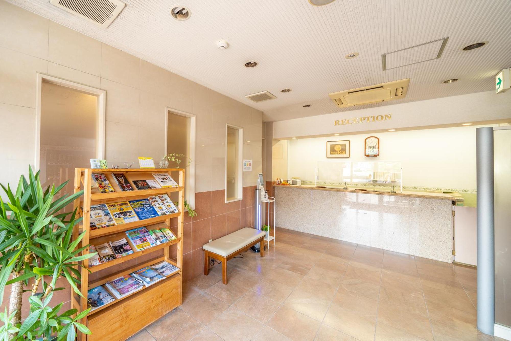 Business Hotel Kg Oita Esterno foto